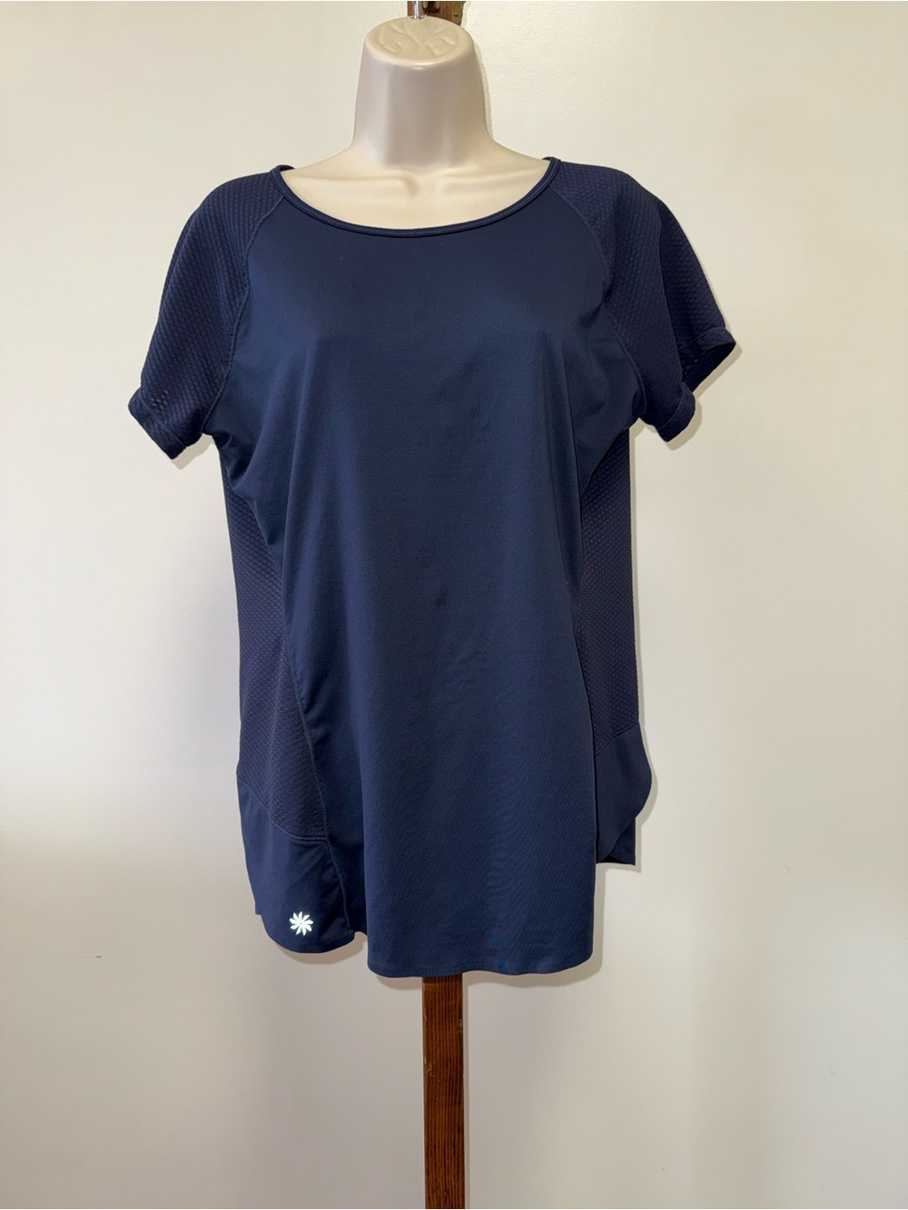 Athleta (Medium) Navy Blue Scoop Neck Tee with Mesh Detailing